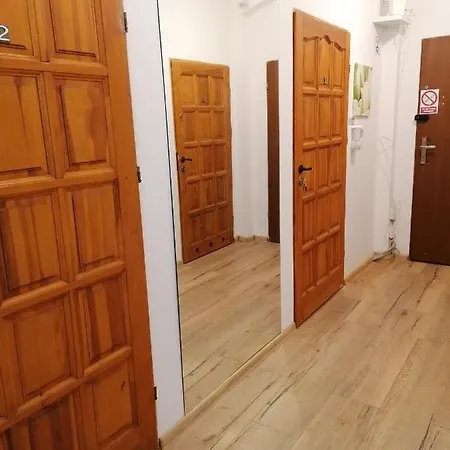 Tulip - 7 Ze Wspolna Lazienka I Kuchnia Apartment