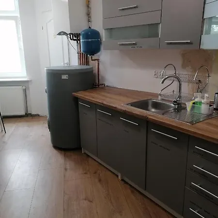 Apartment Tulip - 7 Ze Wspolna Lazienka I Kuchnia